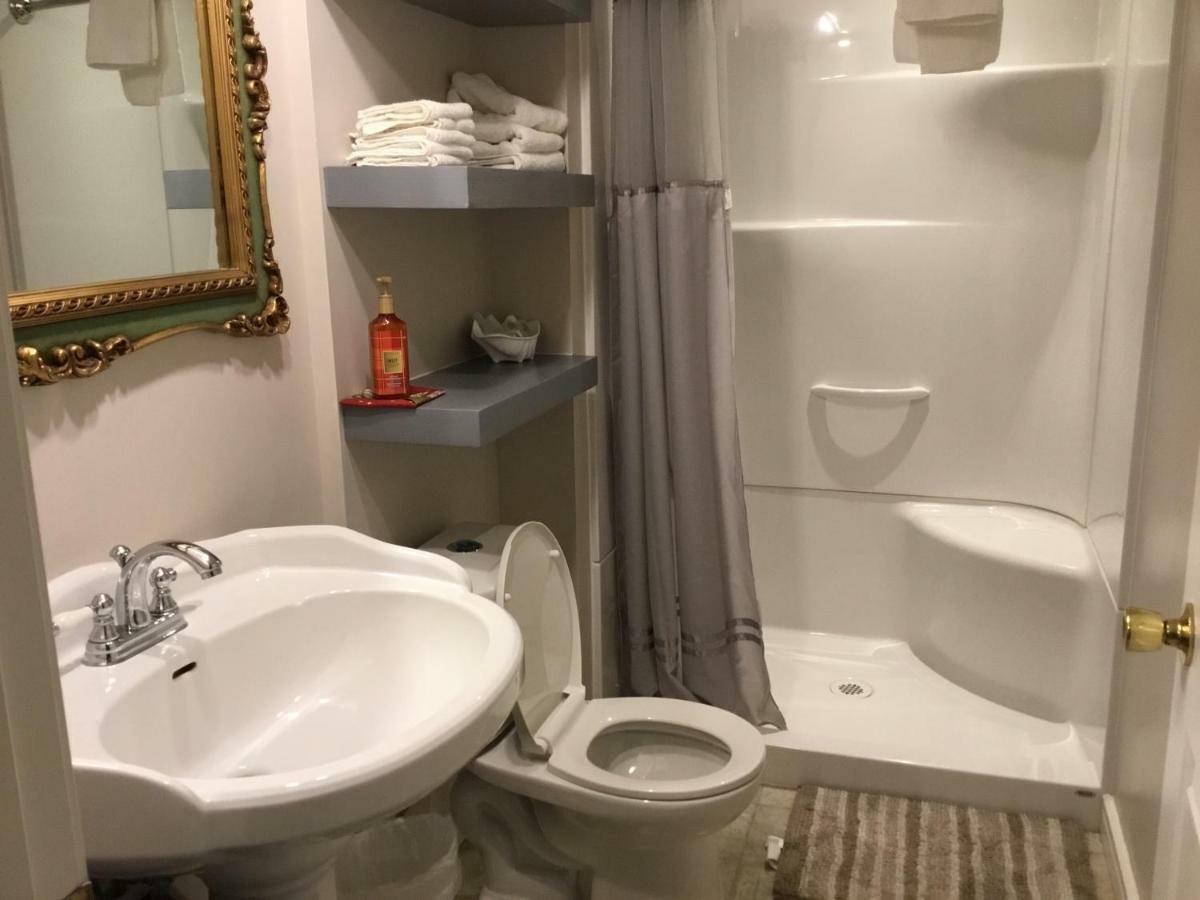 Burmis Bed And Bales Bed and Breakfast Bellevue Εξωτερικό φωτογραφία